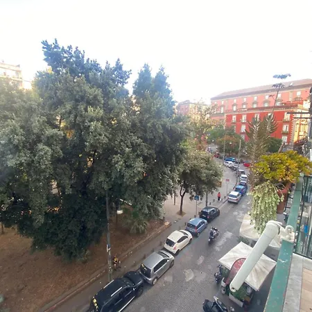 Sofia E La Citta Delle Meraviglie 住宿加早餐酒店 那不勒斯